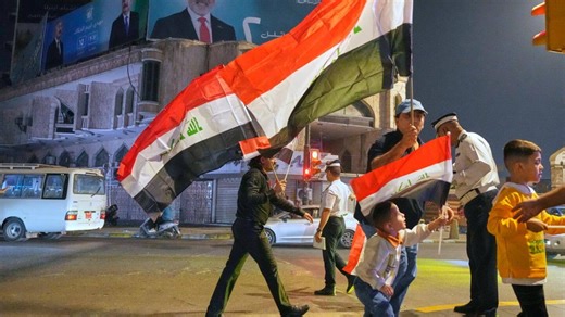 Prime minister's coalition makes a strong showing in Iraqi elections, but no single bloc dominates