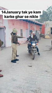 Manjhe se ho rahi hain nirdosh logo ki maut 💔Bike par chalte waqt sirf helmet hi nahi,gale ki suraksha bhi zaroori hai.🧣 Safi / rumal gale me lapetkar bike chalayein➡️ Ek chhoti si savdhaani➡️ Aapki aur aapke parivaar ki zindagi bacha sakti hai❌ Chinese manjha = jaanleva jurm✅ Savdhaani = suraksha📢 Is reel ko share karein,taaki ek aur zindagi bach sake 🙏#ManjhaSeSavdhaan#LifeBeforeKite#RoadSafety#BikeSafety#PublicAwareness#SaveLives#VardiwaliAwareness #vardiwali411 #mahilarakashak411 #mahila