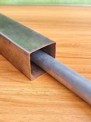 the secret to connecting tubular pipes to square pipes correctly and precisely #welder #connection #fabrication