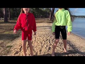 Shekeredancechallenge by Safya & Naëlle - Yemi Alade & Angélique Kidjo