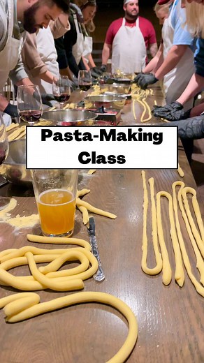 Lindsey Eaton | The Atlanta Guide on Instagram: "PASTA-MAKING CLASS @granaatl is offering pasta-making classes where you can learn how to make homemade pasta from scratch! You also get a delicious meal out of it since they cook and serve the pasta you make. It was such a fun date night, and different than our normal dinner dates 殺奈"