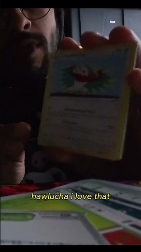 G-O-L-D-I-E-B-O-I-S?! Hyper Rare Galarian Moltres V Pull 😳