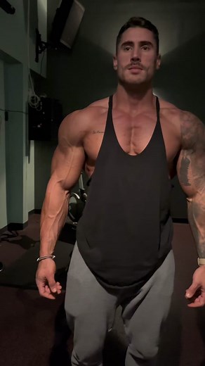 Brady Barnes Bodybuilding Highlights