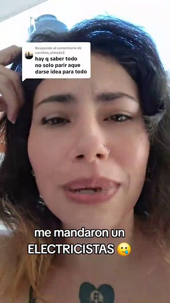 Electricista y su humor: la historia del enchufe