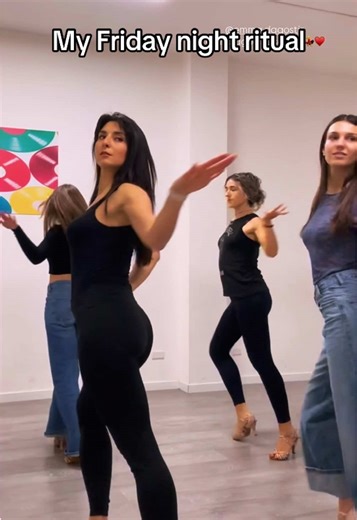 Salsa Dance: Elevate Your Friday Night Experience