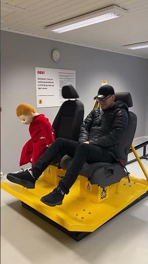 Crash Test 7 km/h / 4.5 mph – Unexpected Reaction