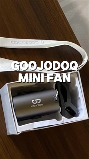 Goojodoq Mini Waist fan, very portable and hands free usage #Goojodoq #MiniWaistFan #PortableFan #HandsFreeCooling #summeressentials