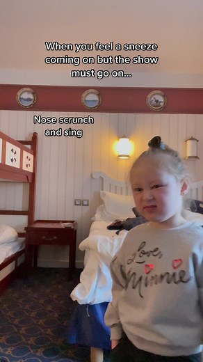 Nothing worse than a sneeze whilst you’re trying to perform 😂😭