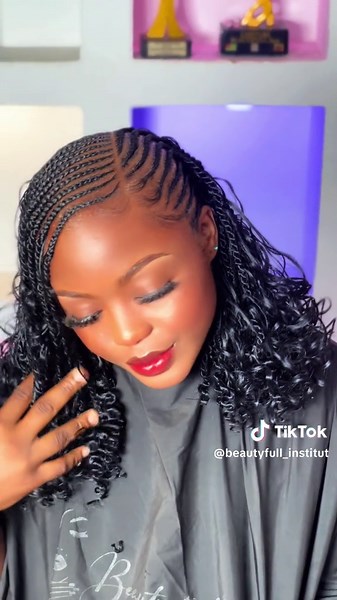 Bon Mois de Décembre à tout un chacun de nous et que la providence reigne 🙌🏾@Outfits 👜by beauty-full 👗👠? @beautyfull-hair @Events by BEAUTY-FULL @Jolie mixte 🇬🇭🇹🇬 @LE_DUC🤴🏽 #fypシ゚