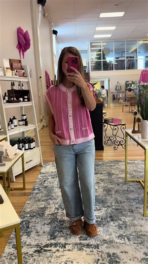 We are back with the cutest style for spring! Charmingly-southern.com