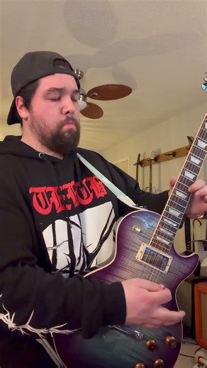 Sabrina Carpenter could have had a hit if she did this #sabrinacarpenter #guitarist #guitarsolo