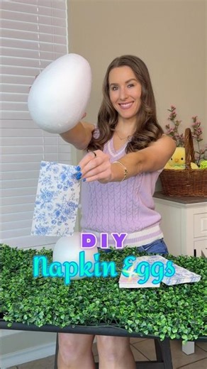 DIY NAPKIN EGG 🪻🥚 Easy Easter egg decor! #easterdecor #eastereggs