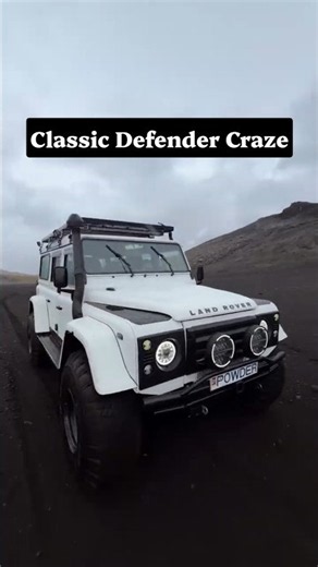 Classic Defender Craze ll #landrover #defender #car #automobile