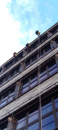 #Alpinist window #cleaning at #Renoma shopping center in #Wrocław #wroclaw #poland #polska #travel