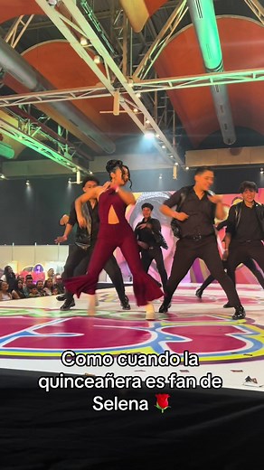Quinceañera Celebrando a Selena Quintanilla 🌹