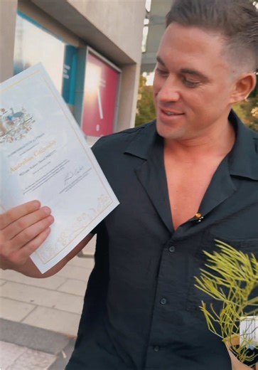 AUSTRALIA DAY! Has to be a throwback to one of the best days of my life! 🇦🇺 Ossie Ossie Ossie #citizenship #bestcountryintheworld