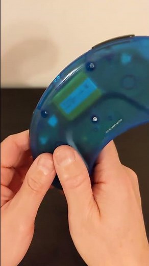 Retro-Bit Sega Mega Drive / Genesis Arcade Pad on a Chromebook #shorts