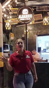 31K views · 211 reactions | ¡Apoyemos el comercio local! En Guamalito vas a encontrar Al Barrio, dónde todo lo que venden es muy delicioso: especialmente la hamburguesa artesanal #Itagüí #Itagui #elitagüiseño #elitaguiseño | El Itagüiseño | Facebook