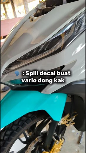 ODP STICKER PUSAT DECAL DAN STIKER JOGJA on Instagram: "Kamu tim satu warna atau dua warna nih? #decalvario #vario150 #variomodifikasi #hondavario150 #fyp"