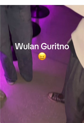 Wulan Guritno and Friends Enjoy a Fun Card Game Night