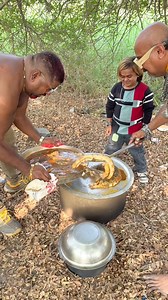 Chotu motu aur petu dada….👑❤️🍗 #chickenlegpiece #nonveglovers #foodie Ulhas Kamathe Archana & Ulhas Chicken Leg Piece Vlogs Jigri Dom Dom | Chicken Leg Piece