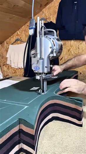 How Professional Vertical Cutters Handle Thick Multi Colored Fabric Layers
