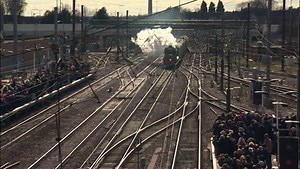20K views · 581 reactions | What a sight at Doncaster railway station. Flying Scotsman back in full steam racing through the town where she was built back in 1923. #flyingscotsman | BBC Sheffield | Facebook
