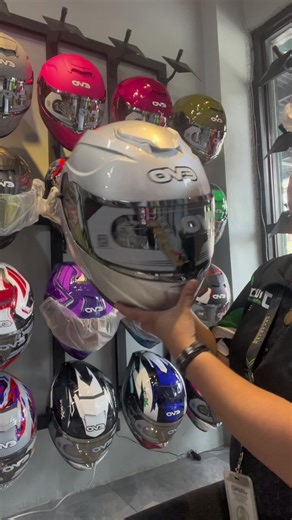 Half Face vs. Full Face Helmets Explained