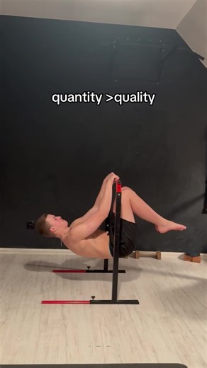 Calisthenics: Mastering the Front Lever Technique