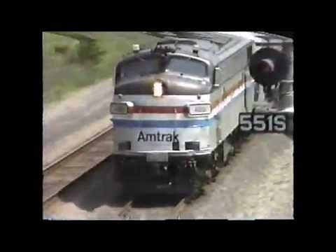 Breakneck Ridge on the Hudson Line, May 28 1991. FL9s & Turboliners.