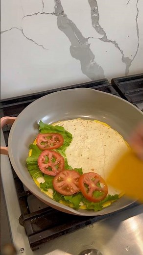 Viral quick breakfast 🍳 #5minuterecipes #breakfastideas #homecuisine
