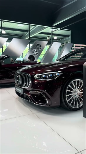 Ruby Red Metallic | Mercedes-AMG | SL 63 4MATIC+ | S 63 E Performance | GT 63 4MATIC+ | Manufaktur