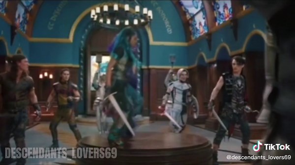 suit of armor strong and true make this metal BUST A MOVE 😈 #descendantslovers69 #descendants #descendants2 #descendants3 #ShowUsYourDrawers #MaiselChallenge #foryoupage #foryou #fypシ #dontletthisflop #mal #uma #carlos #cameronboyce #chinaannemcclain #dovecameron #suave