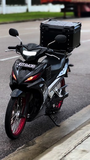 PARAM in action 📸 #cinematicmoto #jbstyle #lcjaybee #lcbox #fyp #param #CapCut