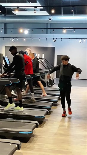 Gym prank😂😂😂#usa #gym#prank#funnyvideos #fyp | Gym Prank