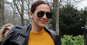 Vitaa au naturel : elle change radicalement de style et ose la pièce star du moment !