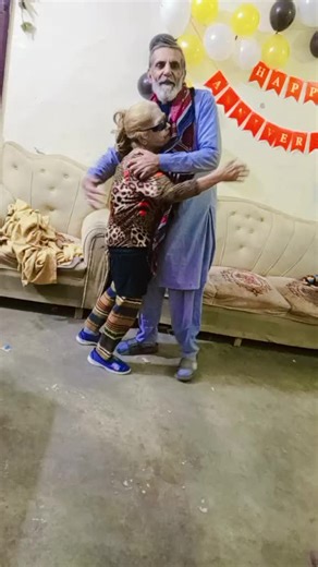 family Jatt (@gujarati_jutt123)’s videos with original sound - Shami 🔥