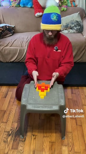 Can I build Lego pizza with 17 pieces #challenge #lego