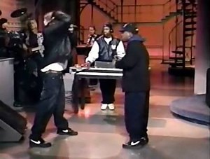 Happy Birthday Q-Tip - This was how A Tribe Called Quest did it back in '92 | Boiler Room
