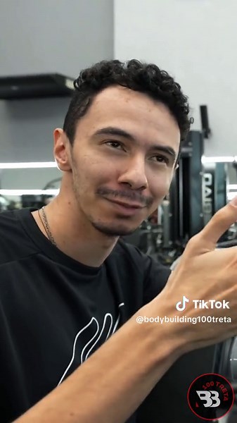 Qual a Melhor Farm de Ferro no Minecraft? - Pergunta para Karen