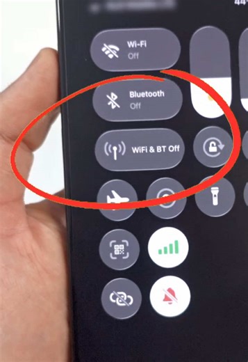 iphone users stop doing this the hard way 👀 control center does not fully turn off wi fi and bluetooth. here is a simple iphone shortcut that shuts both off completely with one tap. try it and comment wow if it worked for you. #TechTips #iPhoneHack #AppleTips #learnontiktok #tiktoklearningcampaign