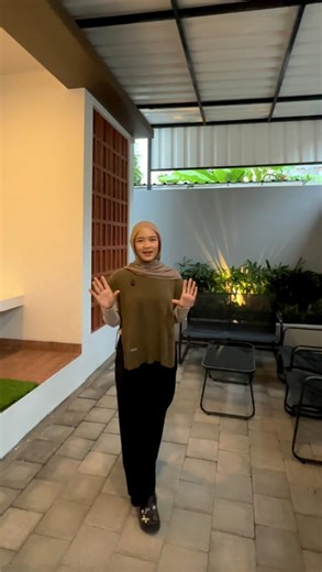 SPESIALIS INFO KOST & KONTRAKAN JOGJA on Instagram: "✨ KOST PUTRI ✨ 🛌FASILITAS : Bangunan Baru Fresh Kamar Ukuran -+3x4m Kamar Full Furnished (AC, SmartTV, Bed, Dipan Laci, Seprei, Set Bantal, Bedcover, Lemari Cermin, Meja Kursi, Tempat Sampah, Rak Sepatu, Keset, Nakas, Gorden). Jendela, Ventilasi Kamar 🛁FASILITAS KAMAR MANDI : Kamar Mandi Dalam Waterheater/Air Panas Closet Duduk, Shower, Rak, Gantungan Ventilasi Kamar Mandi 🏠FASILITAS UMUM : Listrik Token Sendiri FREE Wi-Fi High Speed 200Mbp