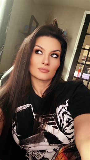 #fyp #elderemo #screamqueen #fun #positivity | scream queen