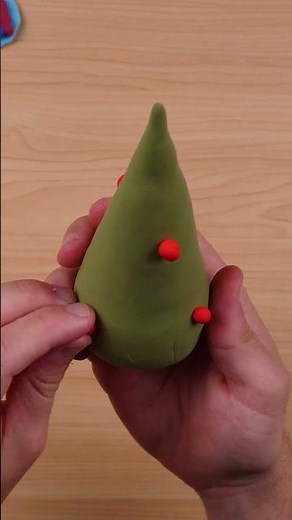 Making a Christmas Tree w/ Clay! Super Easy Clay Tutorial