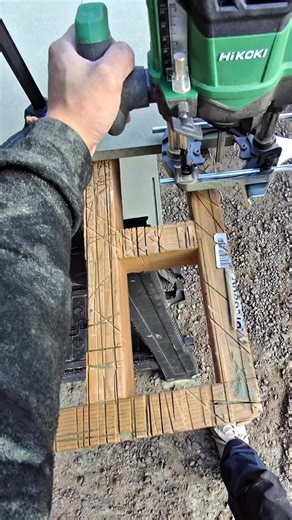 How do you attached your backboard panels, Do you it how I did it or straight on it? . . . . . . . #carpentry #woodworking #carpenter #construction #woodwork #wood #design #woodworker #renovation #joinery #handmade #diy #tools #asmr #howto #asmrsounds #asmrvideo #explorepage✨ | LL Carpentry & Joinery