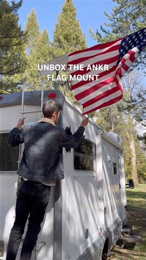 Suction cup flag mount.