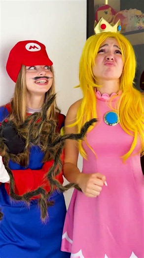 What Princess Peach Loves vs Mario Loves❤️ #kpop #princesspeach #mario #kpopdemonhunters #huntrix