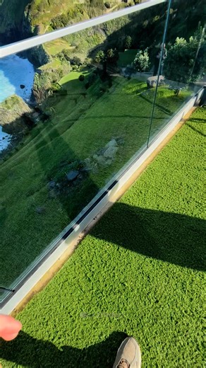 Ready to explore Portugal’s most magical islands? These are not your typical beach getaways — they’re wild, green, and packed with unforgettable adventures. ⛰ MADEIRA — Hike along razor-sharp ridges, wander through ancient laurel forests, and stand at some of the highest sea cliffs in Europe. 🌋 SÃO MIGUEL — Discover volcanic craters, bathe in geothermal springs, and walk the rim of legendary lakes like Sete Cidades. 💦 FLORES — A remote paradise filled with waterfalls, lush valleys, and hidden 