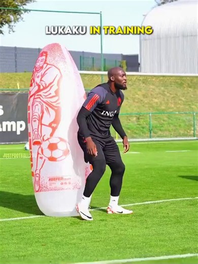 Practice makes perfect.💀How did Lukaku scam his way into playing professional football? 😭