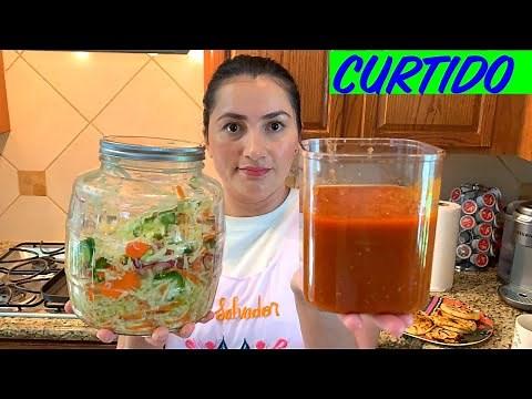 Salsa for Salvadoran pupusas